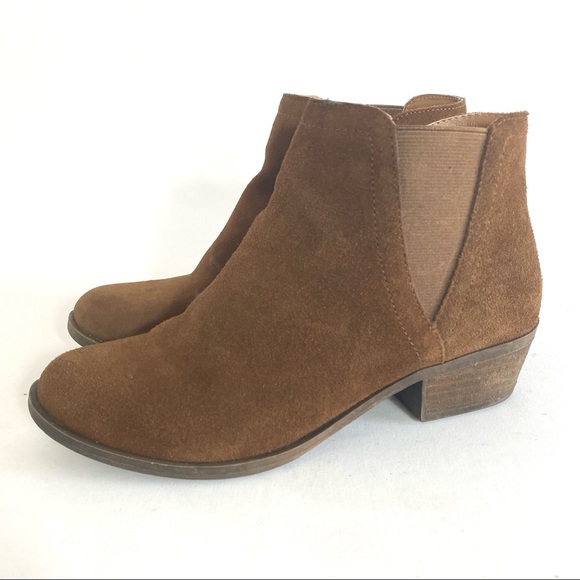 Kensie “Garry” Brown Bootie - Picture 2 of 13